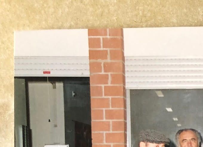 <festa di S. Martino al Pietro Sissa come da tradizione la pro loco cuoceva le caldarroste per gli ospiti